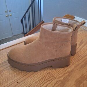 Womens suade boots